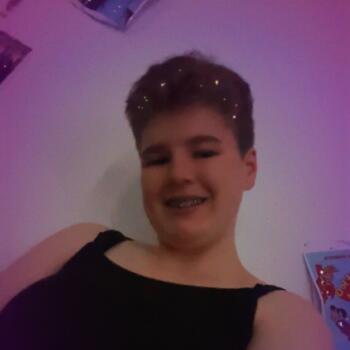 Babysitter in Melbourne: Hannah