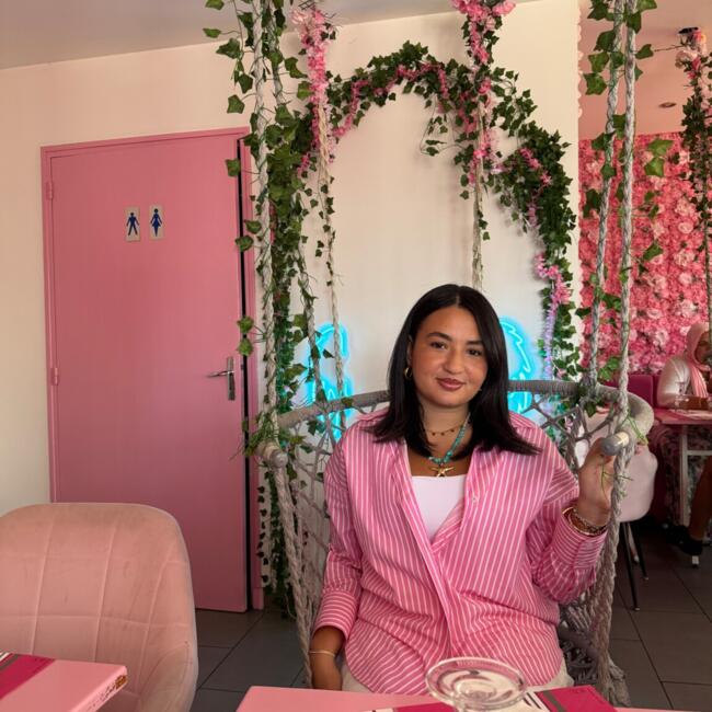 Babysitter in Romainville: Yasmine