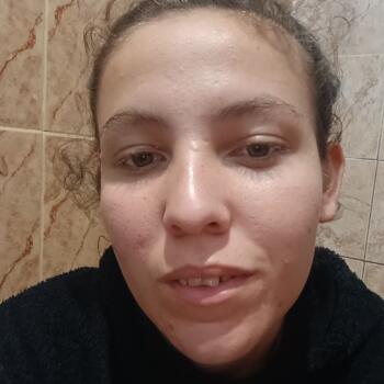 Babysitter in Itapetininga: Taynara vitoria