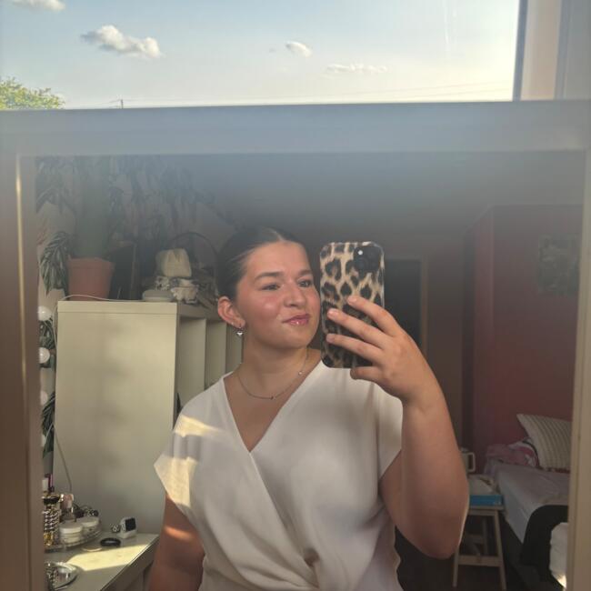 Babysitter in Beerse: Kyra