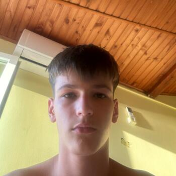 Babysitter in Povljana: Noa