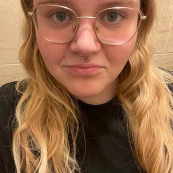 Babysitter in Béthune: Luna