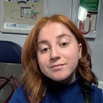 Babysitter in Paris: Clara