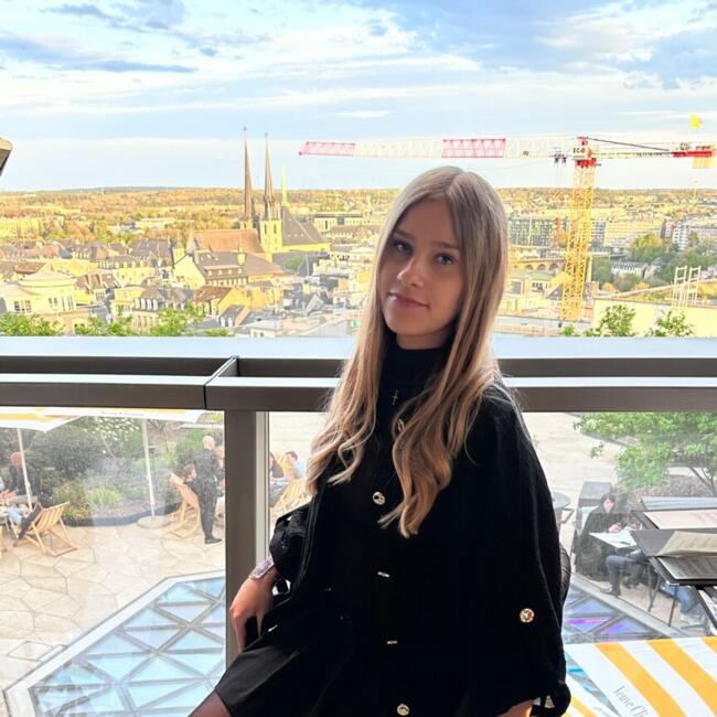 Babysitter in Schifflange: Liza