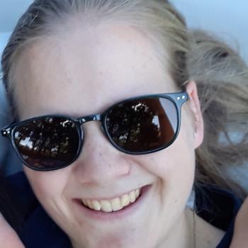 Baby-sitter Angers: Domitille