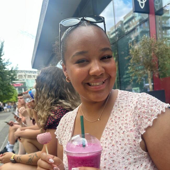 Babysitter in Portsmouth: Kelsey-Mai