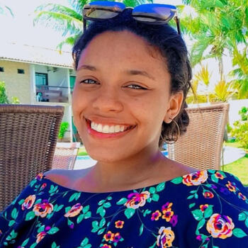 Babysitter in Vila Velha: Maria