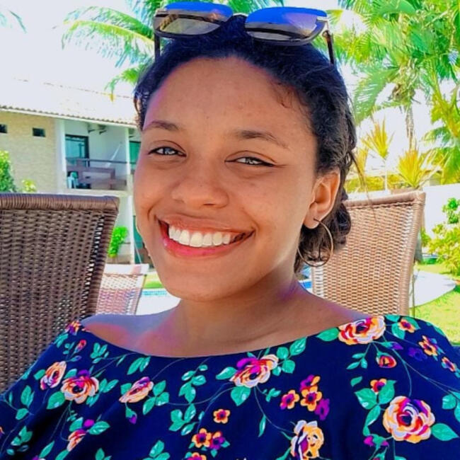 Babysitter in Vila Velha: Maria