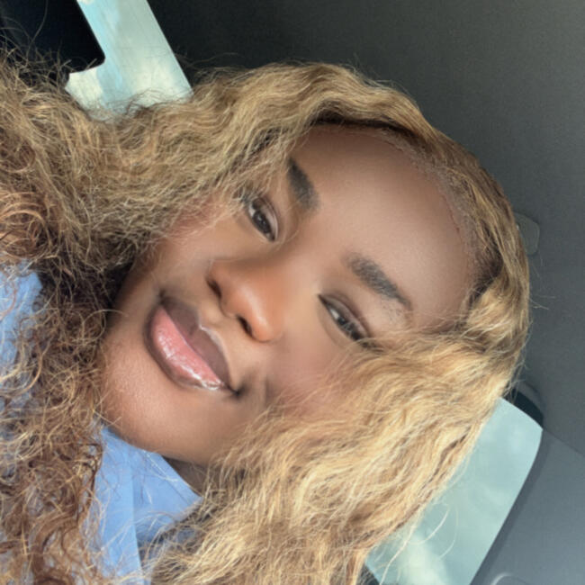 Job de garde d'enfants à Buxerolles: Gabriella