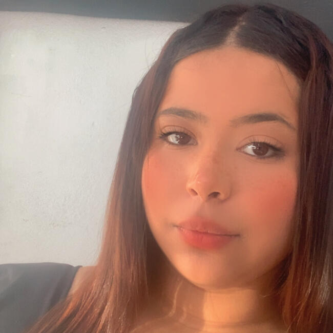 Babá em Embu Guaçu: Jennifer