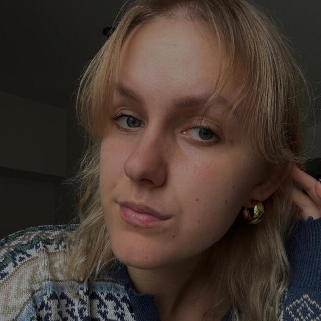 Babysitter in Riga: Evelīna