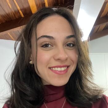 Babysitter in Porto Alegre: Laura