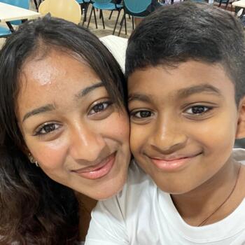 Babysitter in Singapore Island: Elisha