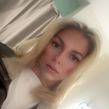 Babysitter in Charleville-Mézières: Marina