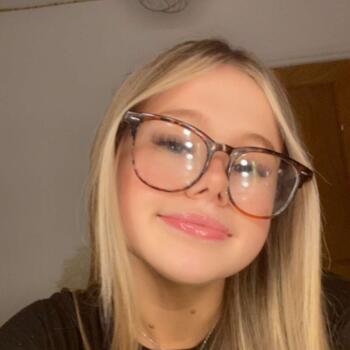 Babysitter in Swindon: Tayla