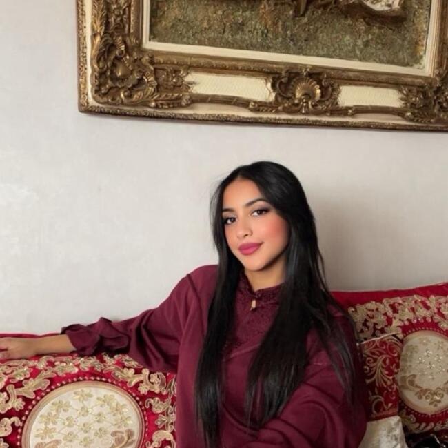 Babysitter in Casablanca: Youssra