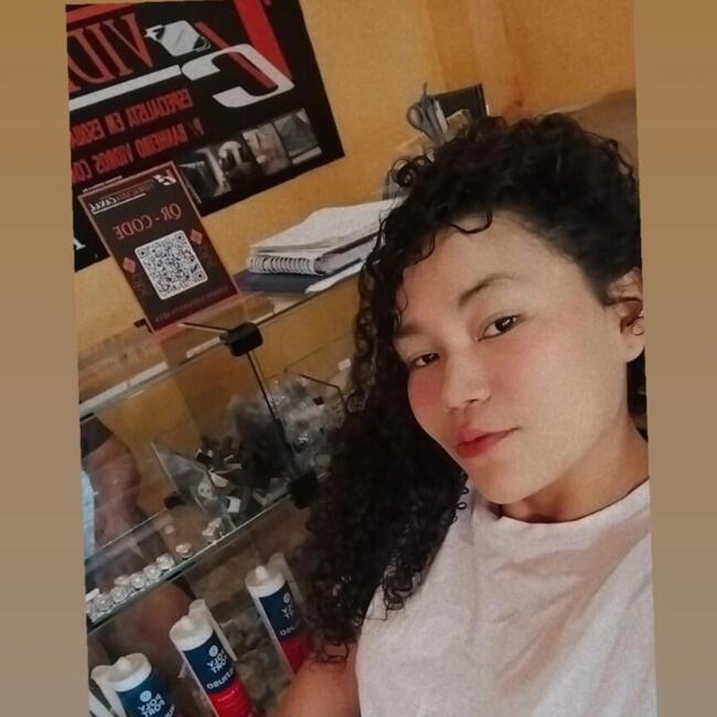 Babysitter in Ananindeua: Aline