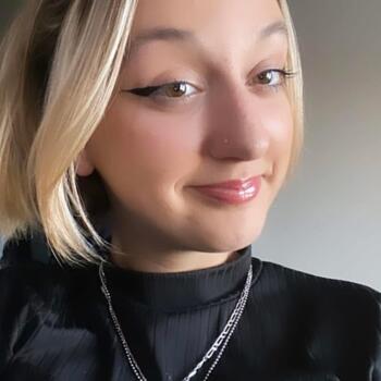 Baby-sitter Clinchamps-sur-Orne: Clara