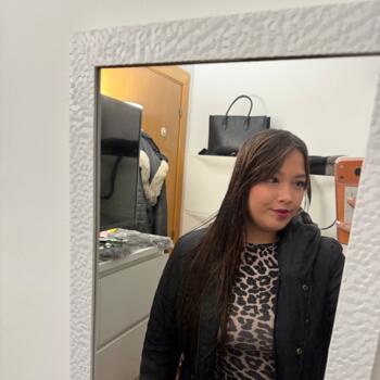 Babysitter in Barcelona: Angely suarez