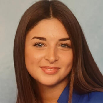 Babysitter in Pernes-les-Fontaines: Clara