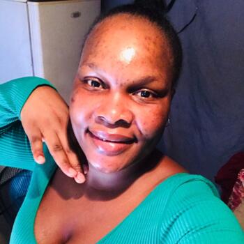 Babysitter in Johannesburg South: Khethiwe