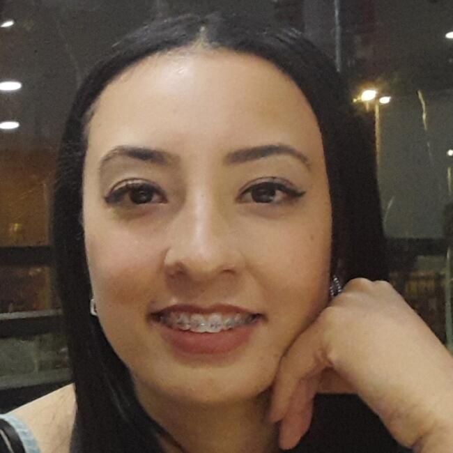 Babysitter in São Paulo: Daniella