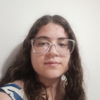 Babysitter in São José (São José): Sara