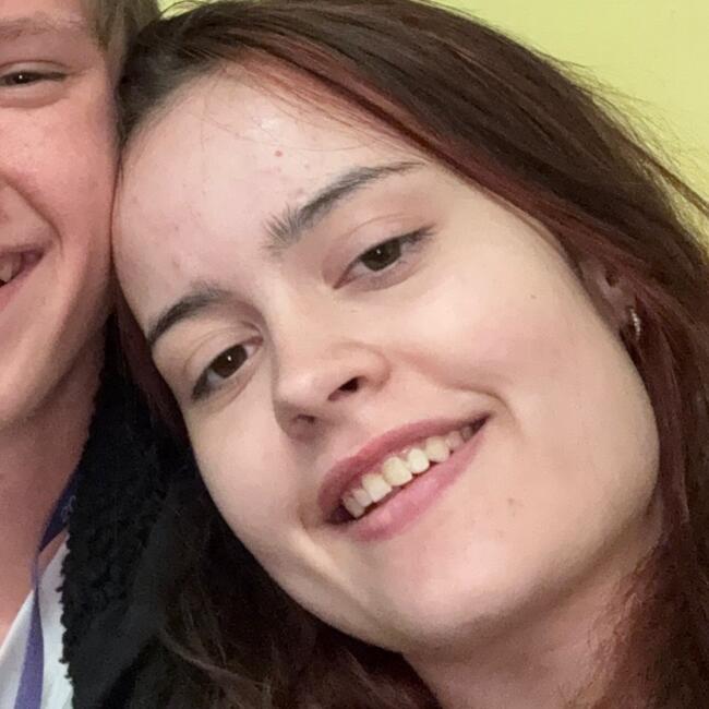 Babysitter in Crawley: Lauren