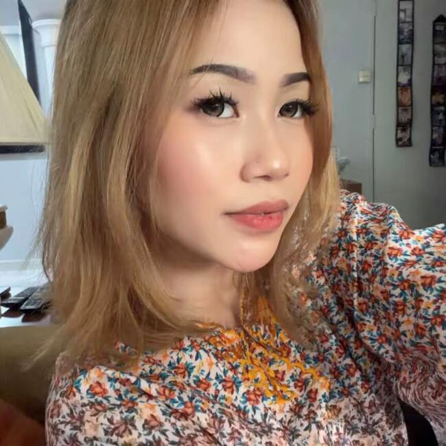 Babysitting job in Singapore Island: Ardha