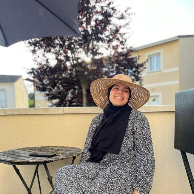 Babysitter in Bordeaux: Sherazade