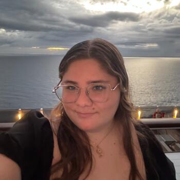 Babysitter Fraccionamiento las Lomas: Raquel