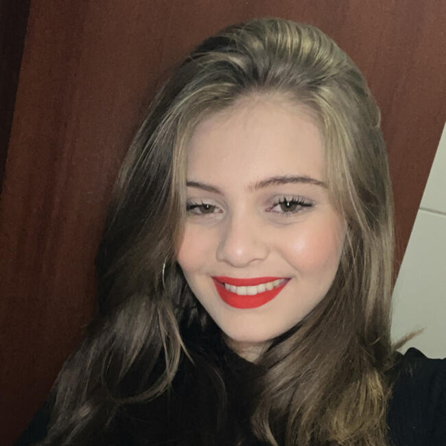 Babá em Jales: Nicole