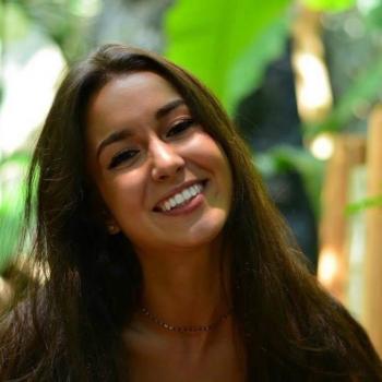 Baby-sitter Neuilly-sur-Seine: Mona
