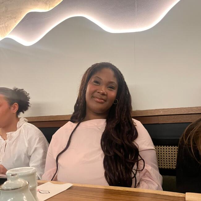 Babysitter in Saint-Yrieix-sur-Charente: Djeneba