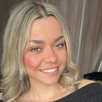 Baby-sitter Chazay-d'Azergues: Nina