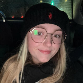 Babysitter in Amiens: Elsa