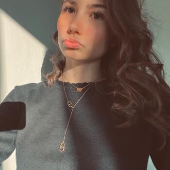 Babysitter Saint-Léonard (Normandie): Agathe