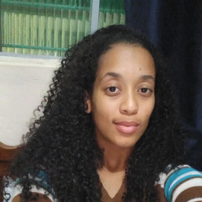 Babysitter in Lavras: Lorene