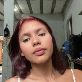 Babysitter in Belém: Daniela