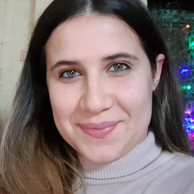 Babysitter in Rio Tinto: Vanessa