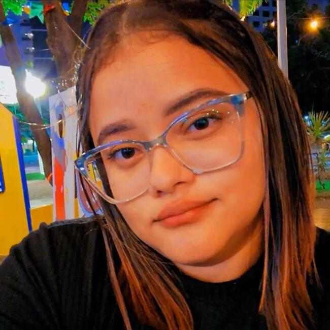 Babysitter in Pacatuba: Davila