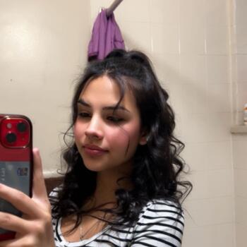 Babysitter Winnipeg: Stacie