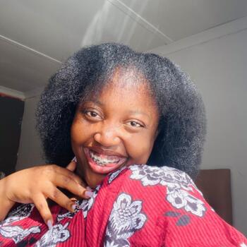 Babysitter in Gaborone: Bianca