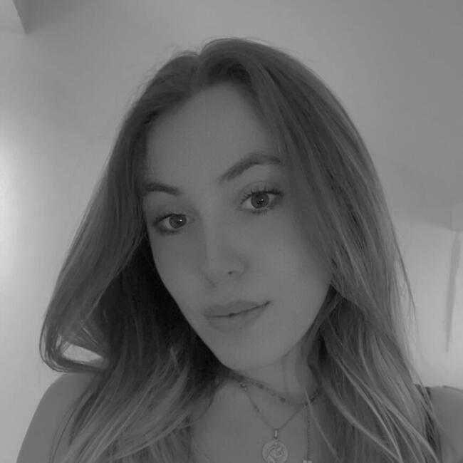 Babysitter in Boucau: Elise