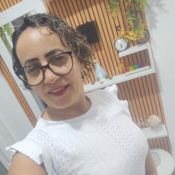 Babysitter São Vicente: Lurdes