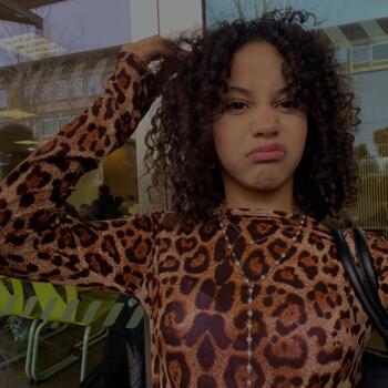Babysitter Louviers: Julia