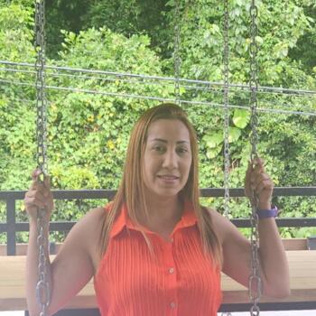 Babysitter in Corozal: Enid