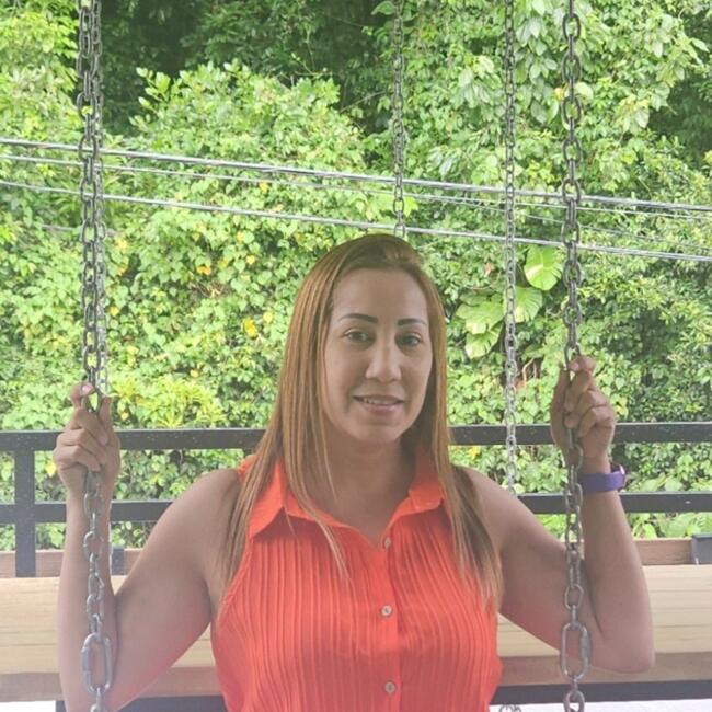 Babysitter in Corozal: Enid