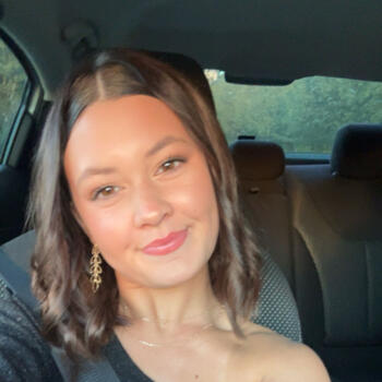 Babysitter in Randleman: Addison