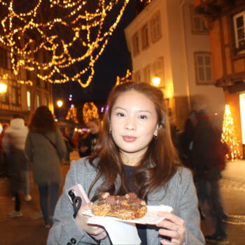 Babysitter in Singapore Island: Andrea